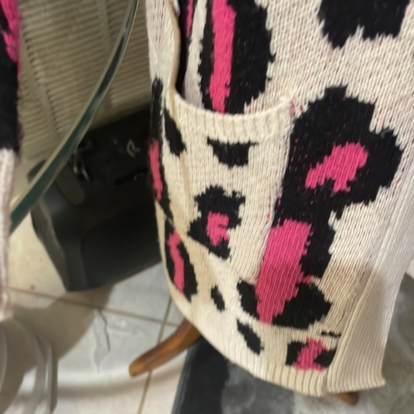 Cardigan Sweater - Picture 4 of 4